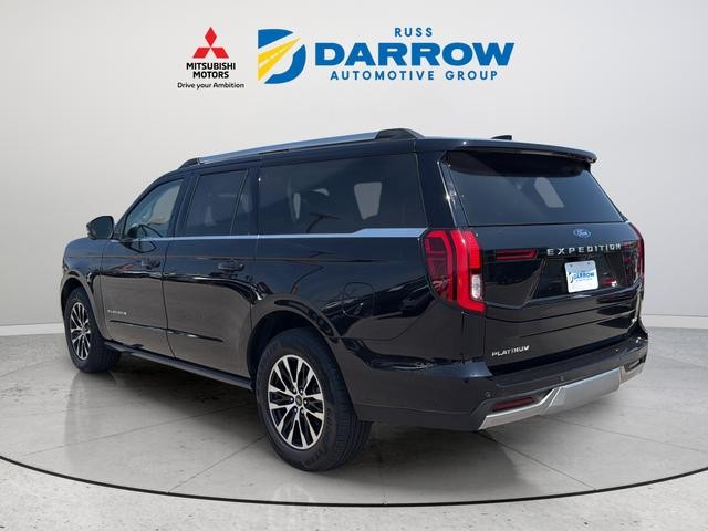 Ford Expedition Max Vehicle Full-screen Gallery Image 03
