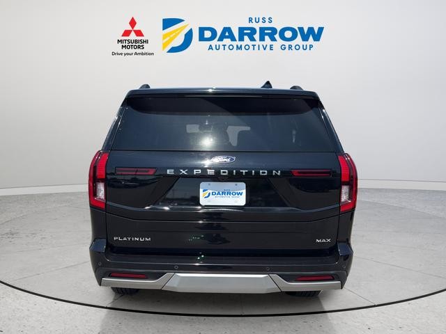 Ford Expedition Max Vehicle Full-screen Gallery Image 04