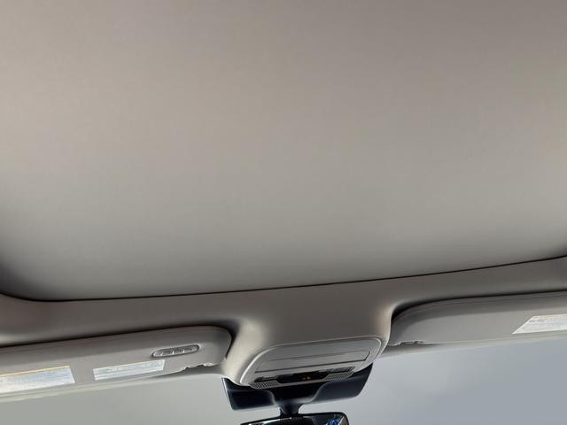Ford Expedition Max Vehicle Full-screen Gallery Image 18