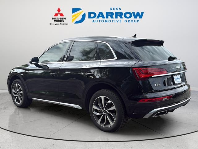 Audi Q5 Vehicle Full-screen Gallery Image 03