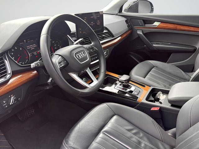 Audi Q5 Vehicle Full-screen Gallery Image 15