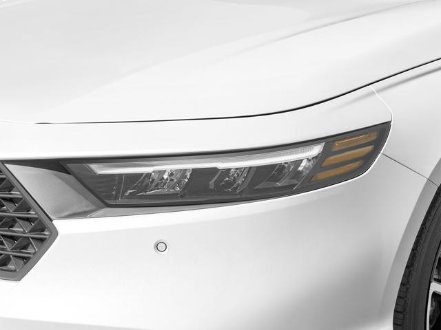 Honda Accord Hybrid Vehicle Full-screen Gallery Image 15