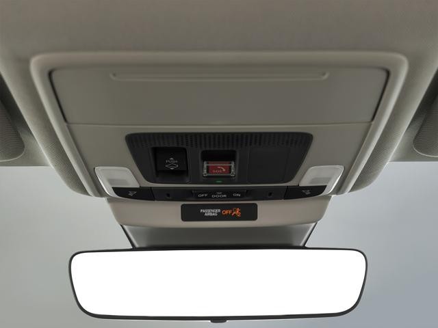 Honda Accord Hybrid Vehicle Full-screen Gallery Image 26