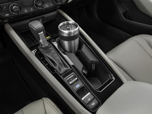 Honda Accord Hybrid Vehicle Full-screen Gallery Image 38