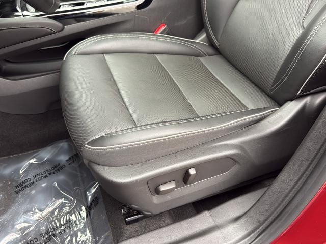 Buick Envision Vehicle Full-screen Gallery Image 18