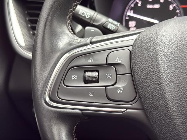 Buick Envision Vehicle Full-screen Gallery Image 39