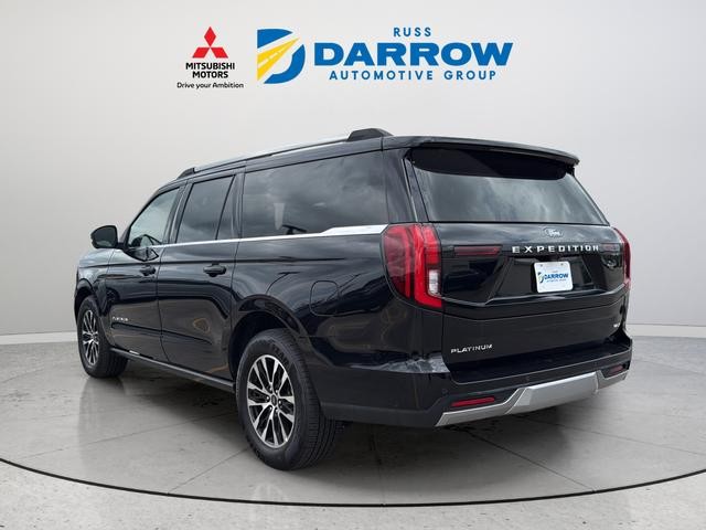 Ford Expedition Max Vehicle Full-screen Gallery Image 03