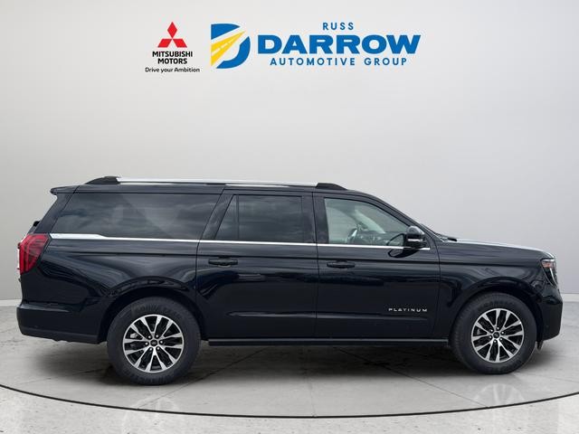 Ford Expedition Max Vehicle Full-screen Gallery Image 06