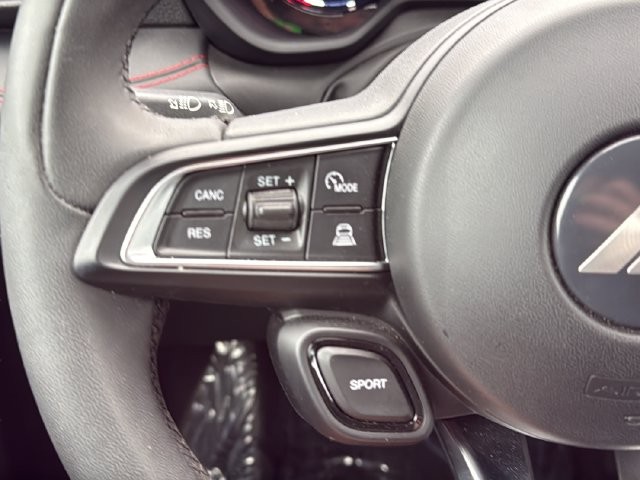 Dodge Hornet Vehicle Full-screen Gallery Image 20