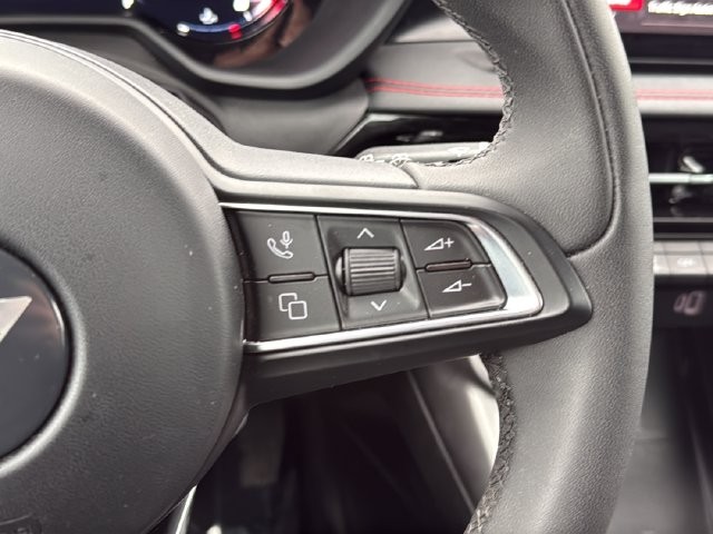 Dodge Hornet Vehicle Full-screen Gallery Image 21