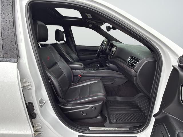 Dodge Durango Vehicle Full-screen Gallery Image 26