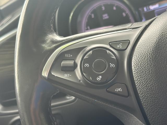 Buick Envision Vehicle Full-screen Gallery Image 16