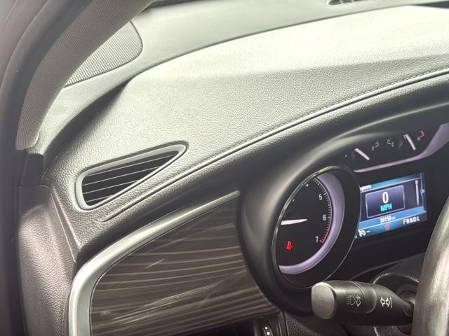 Buick Envision Vehicle Full-screen Gallery Image 32