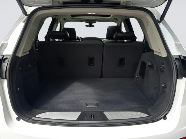 Buick Envision Vehicle Full-screen Gallery Image 35