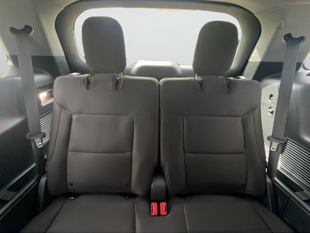 Ford Explorer Vehicle Full-screen Gallery Image 38