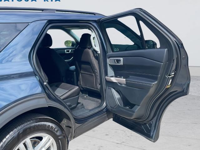 Ford Explorer Vehicle Full-screen Gallery Image 39