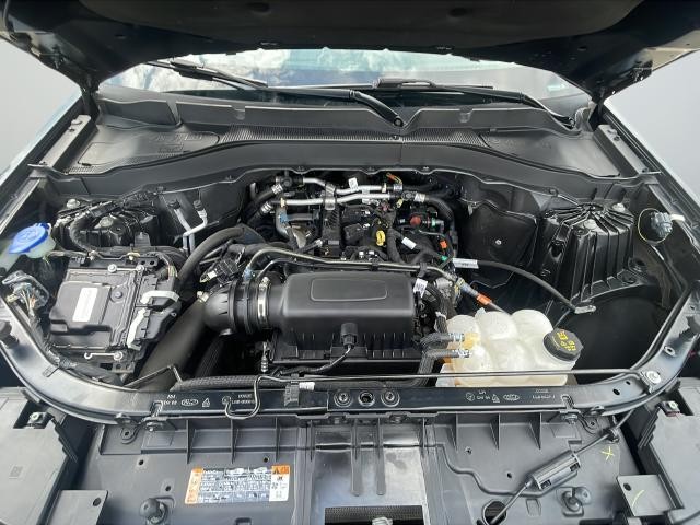 Ford Explorer Vehicle Full-screen Gallery Image 40
