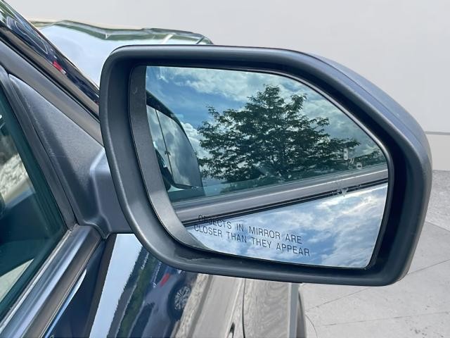 Ford Explorer Vehicle Full-screen Gallery Image 43