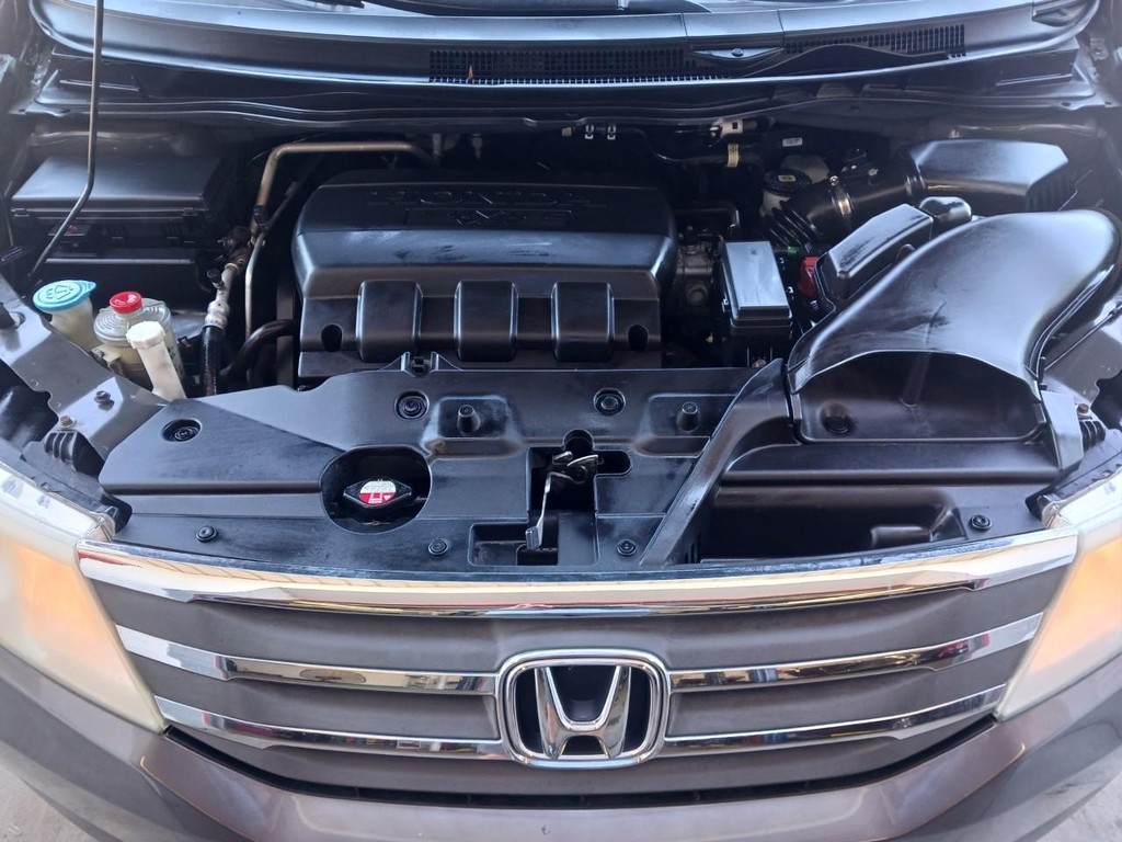 Honda Odyssey Vehicle Full-screen Gallery Image 07