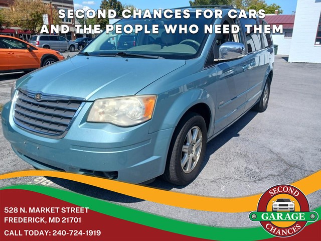 more details - chrysler town & country