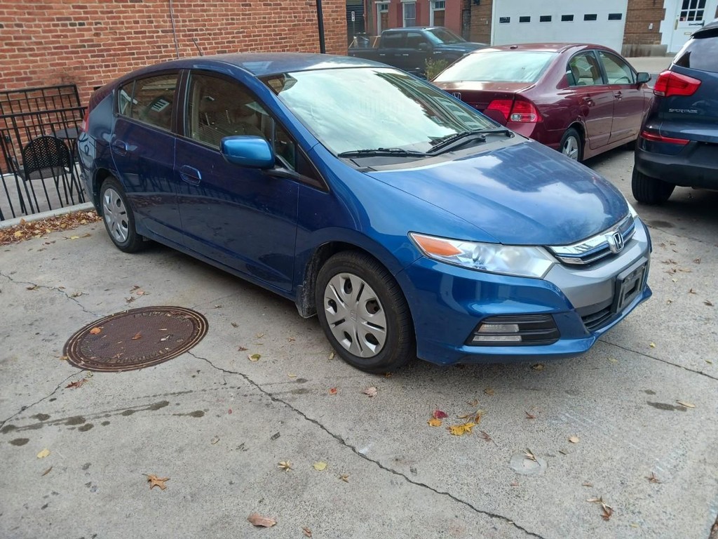 Honda Insight Vehicle Full-screen Gallery Image 02