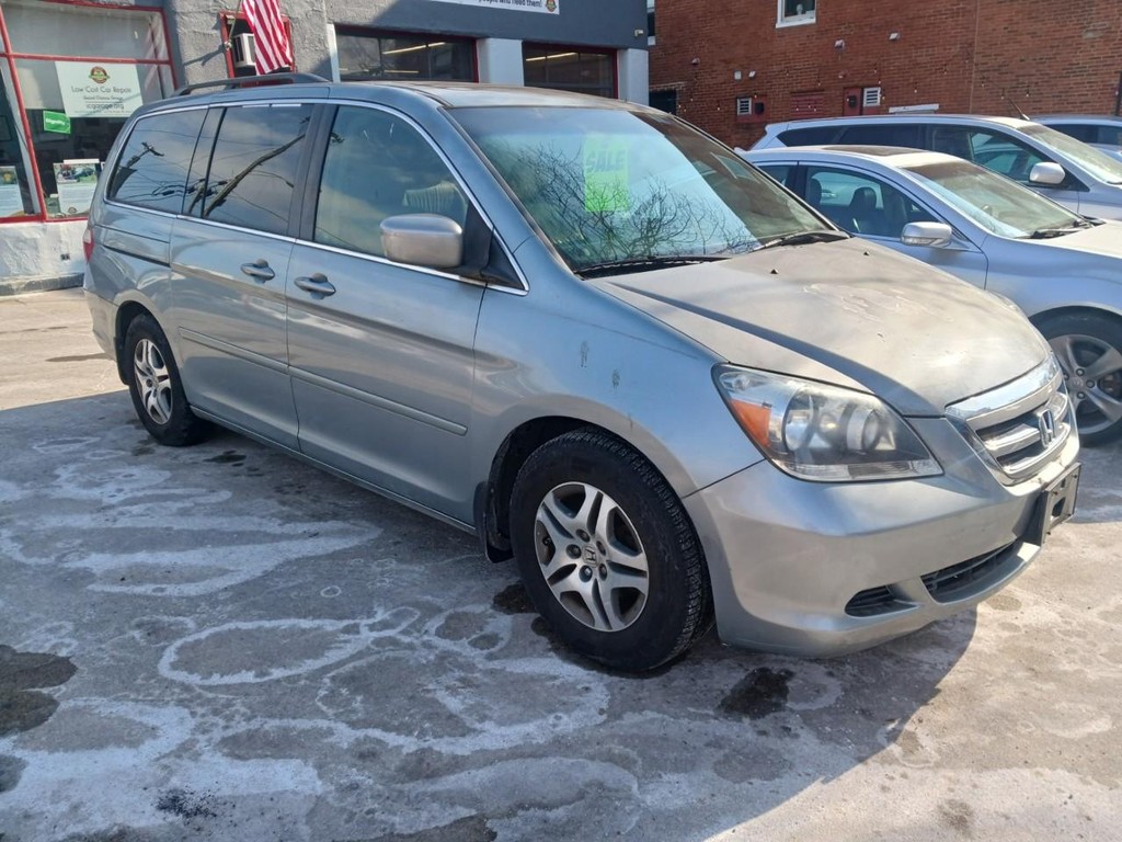 Honda Odyssey Vehicle Full-screen Gallery Image 02