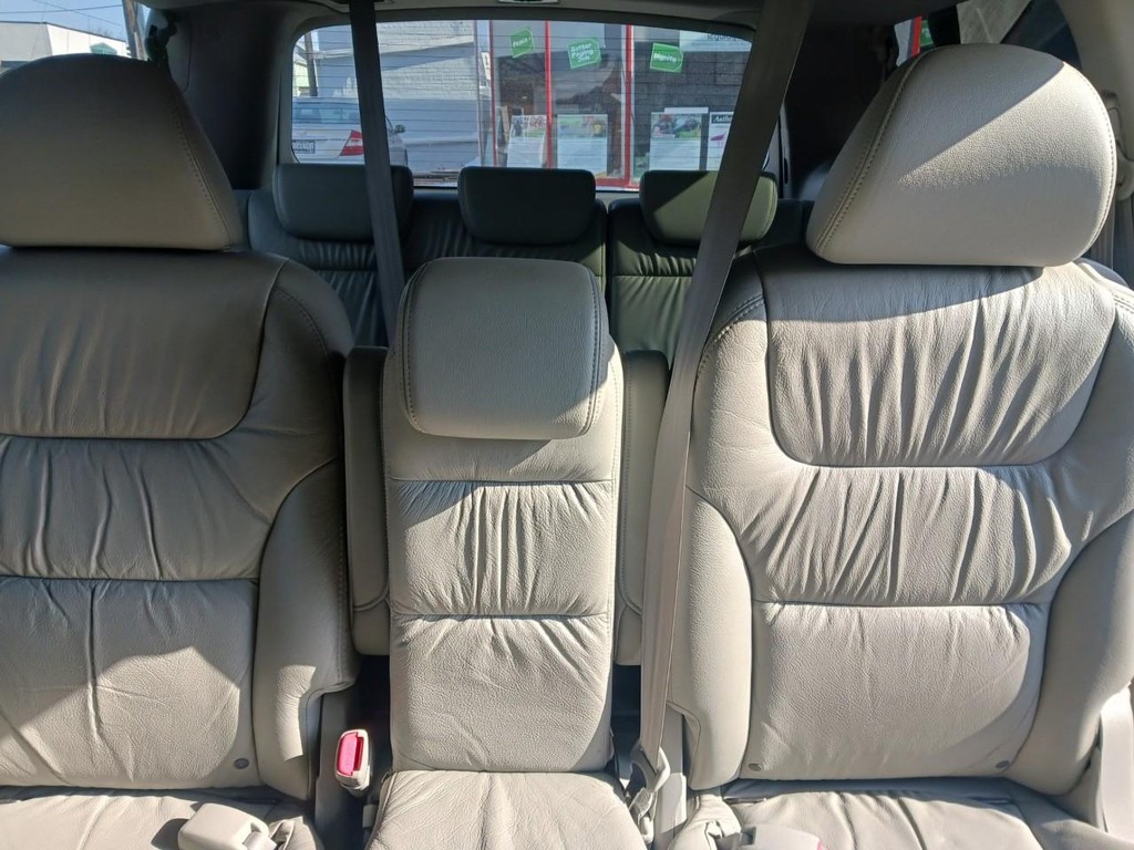 Honda Odyssey Vehicle Full-screen Gallery Image 09