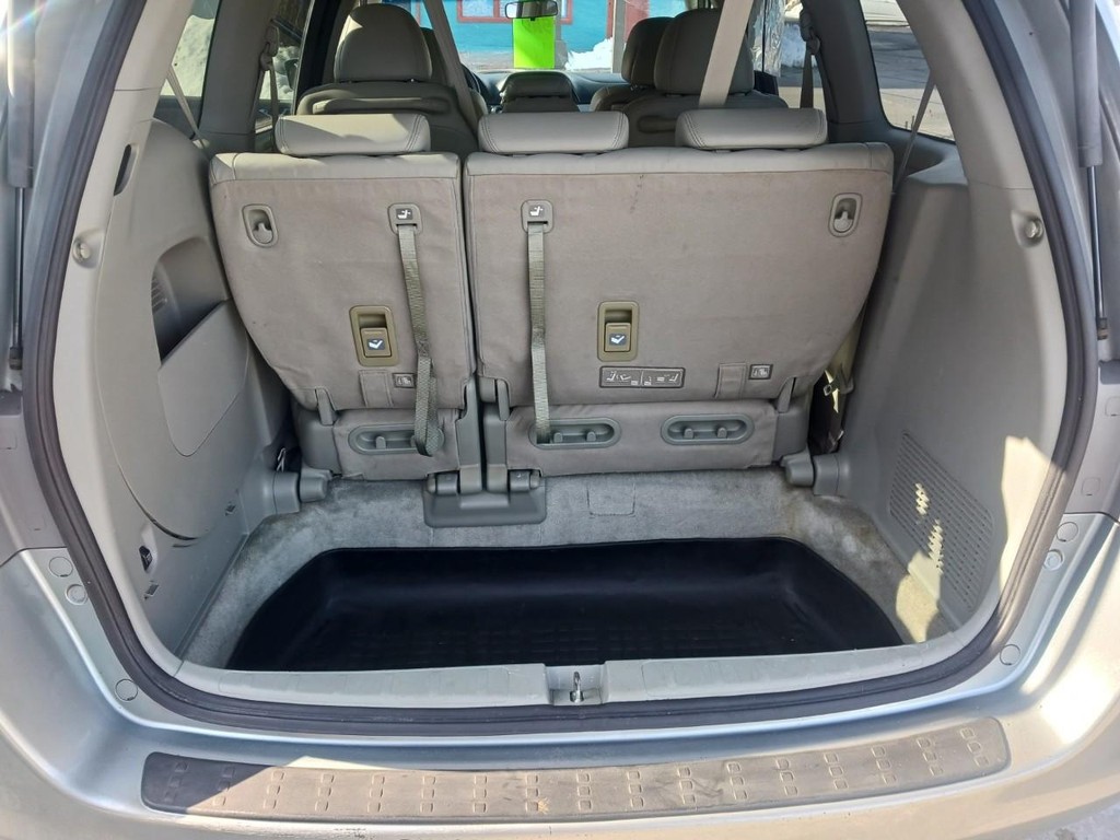 Honda Odyssey Vehicle Full-screen Gallery Image 11