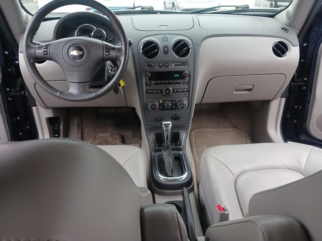 Chevrolet HHR Vehicle Full-screen Gallery Image 06