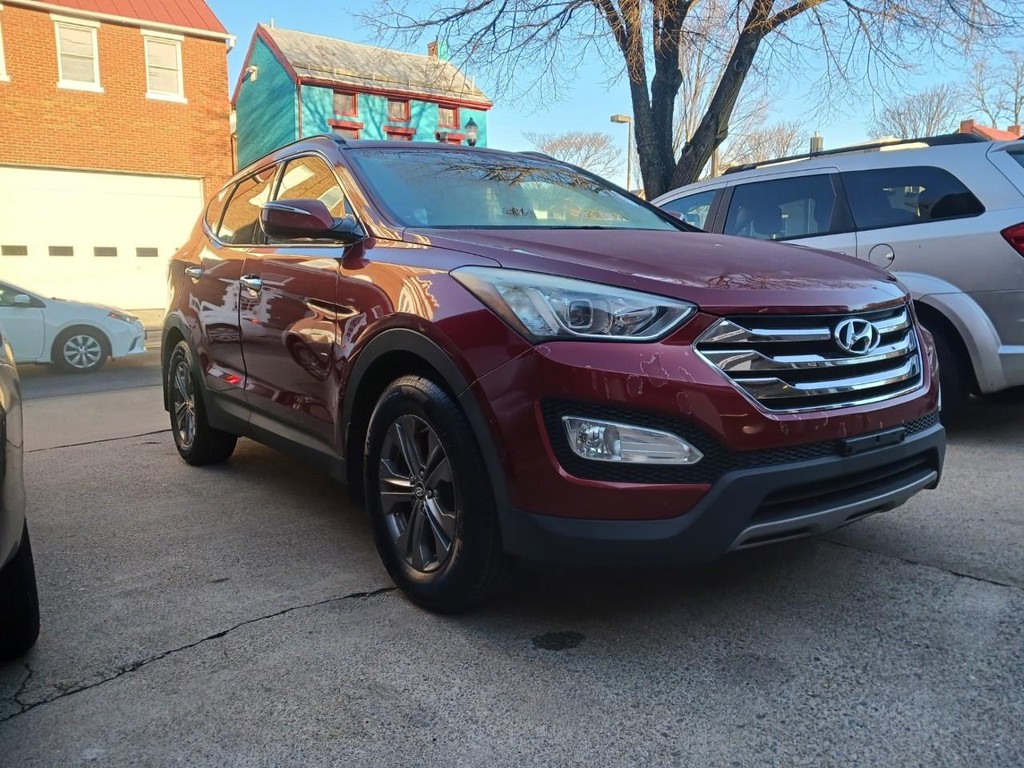 Hyundai Santa Fe Sport Vehicle Full-screen Gallery Image 02