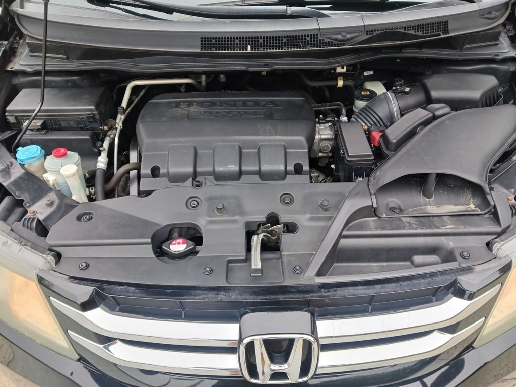 Honda Odyssey Vehicle Full-screen Gallery Image 04
