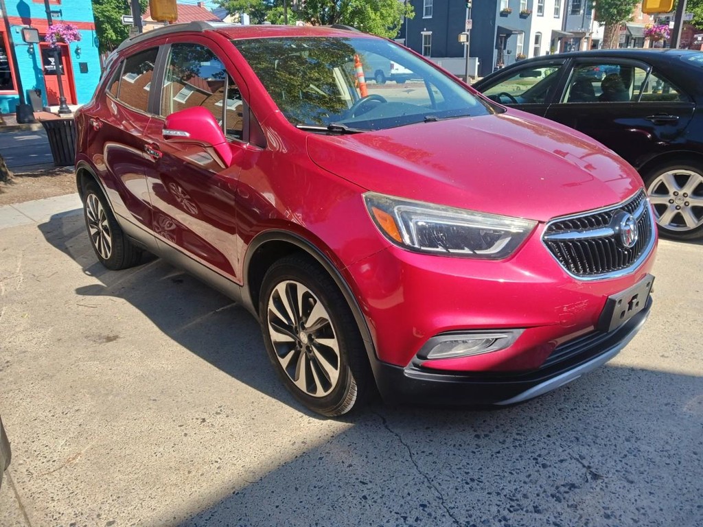 Buick Encore Vehicle Full-screen Gallery Image 02