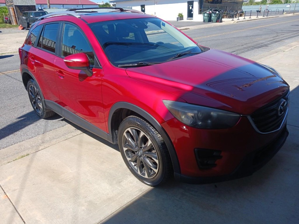 Mazda CX-5 Vehicle Full-screen Gallery Image 02