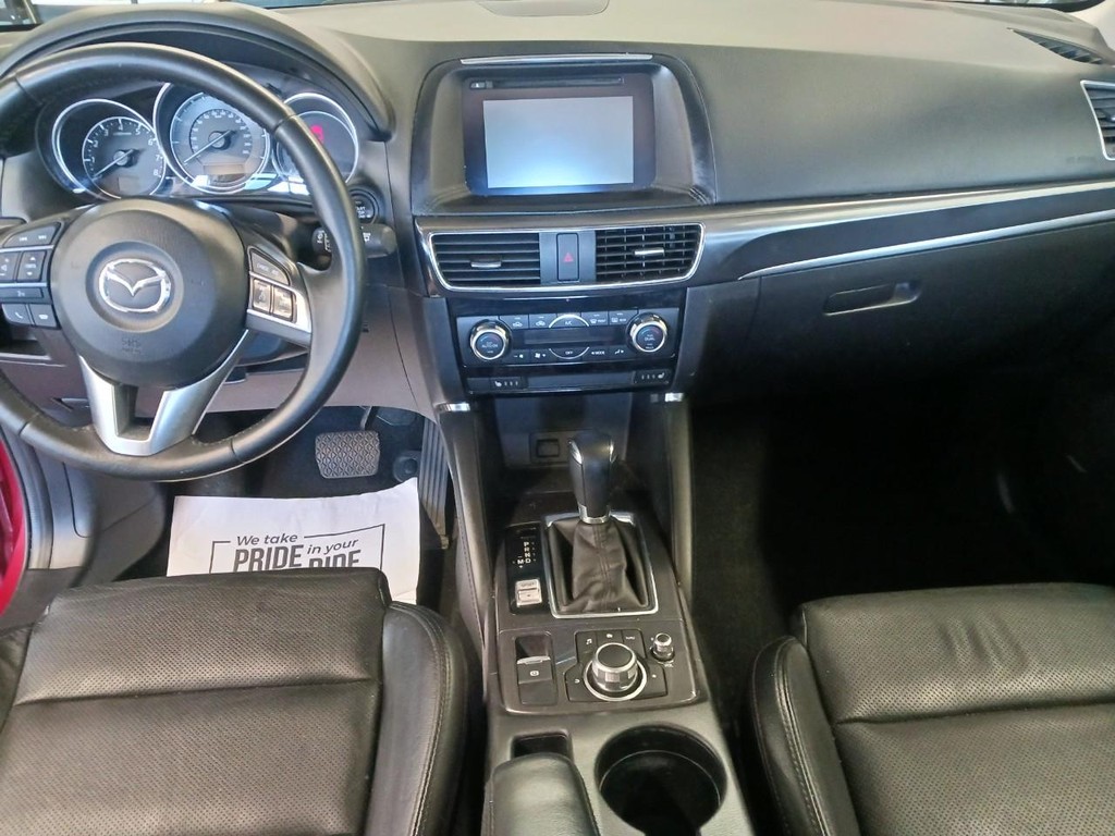 Mazda CX-5 Vehicle Full-screen Gallery Image 09