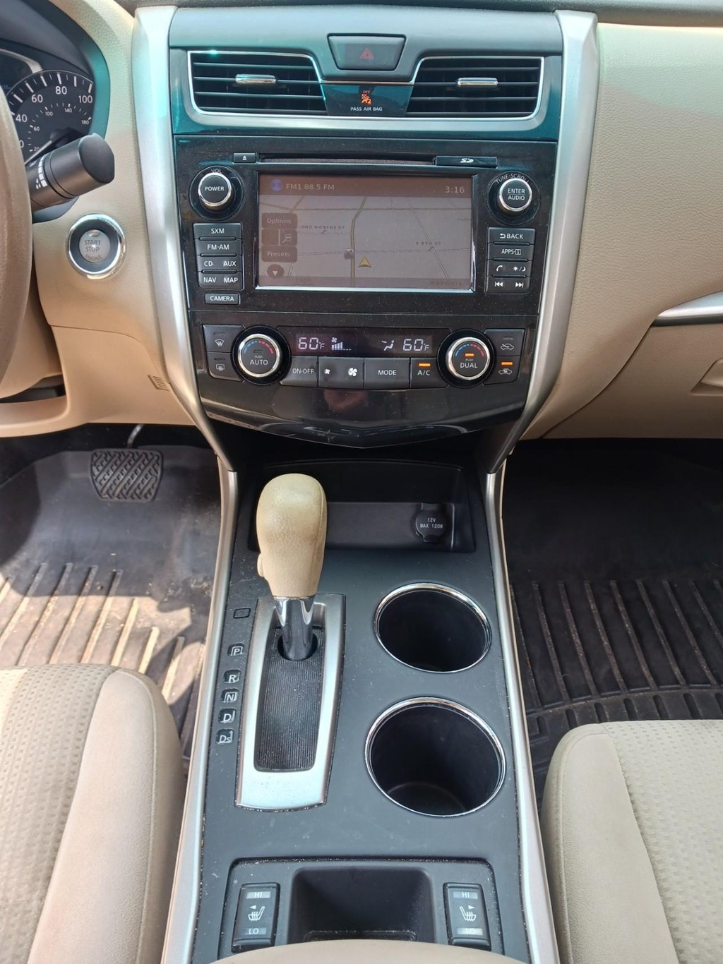 2015 Nissan Altima SV - Photo 6