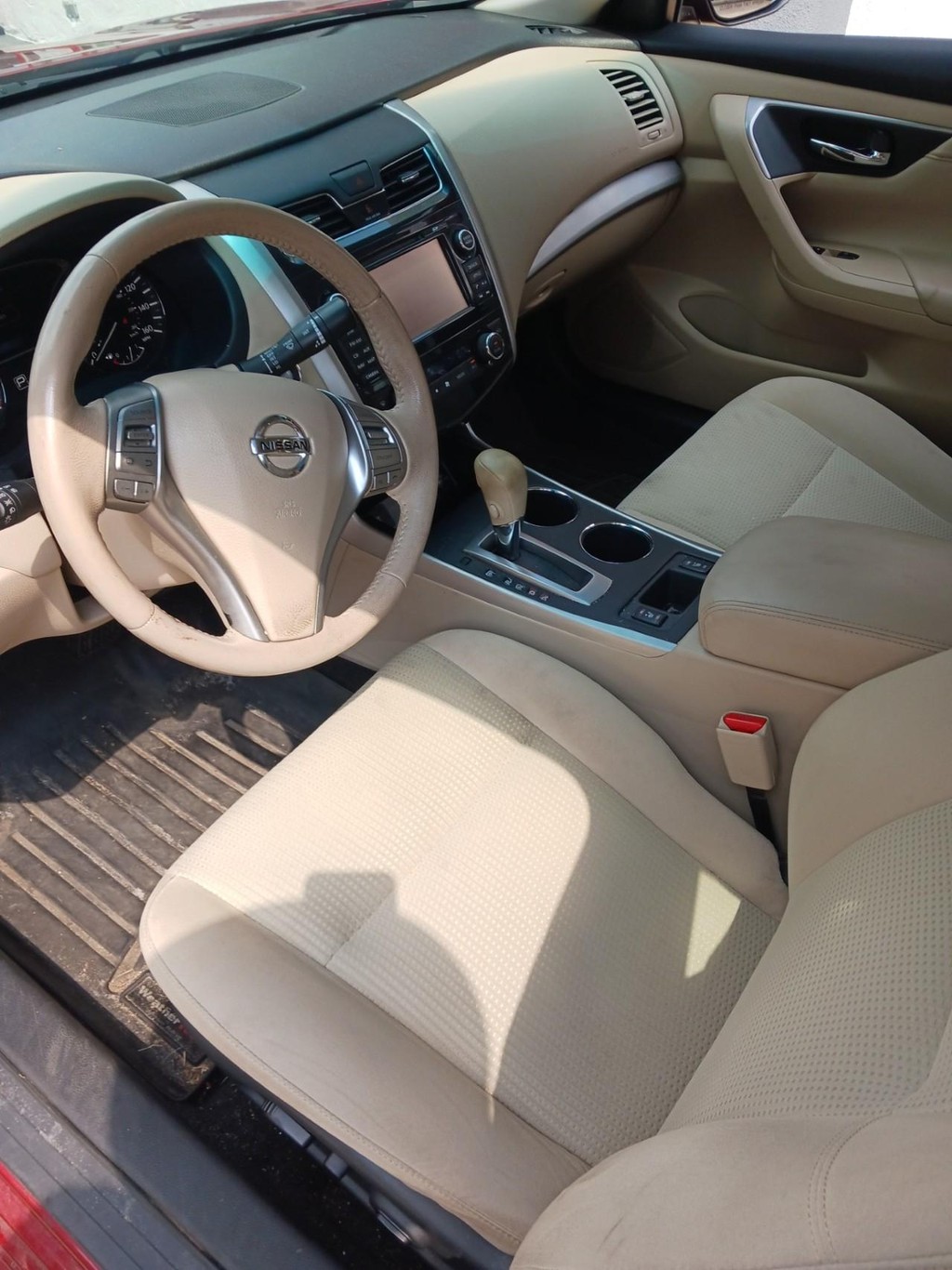 2015 Nissan Altima SV - Photo 7