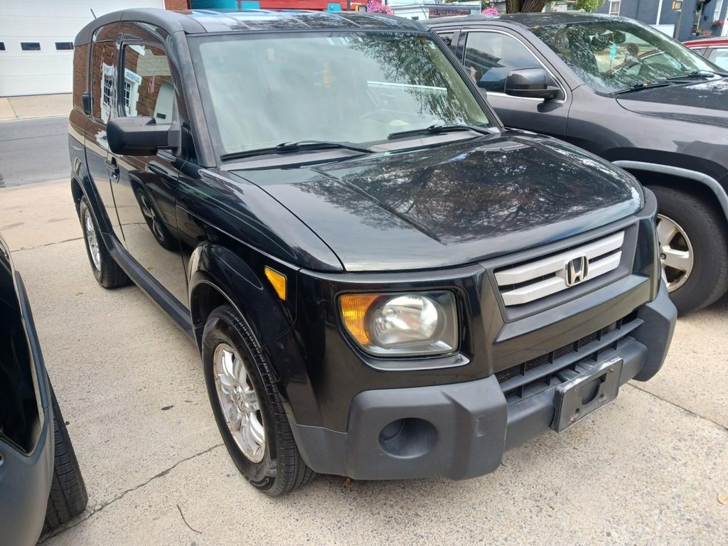 Honda Element Vehicle Full-screen Gallery Image 04