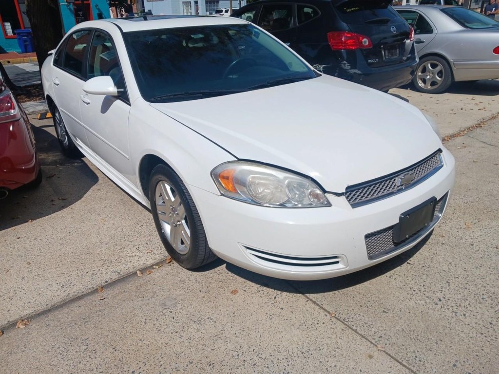 Chevrolet Impala Vehicle Full-screen Gallery Image 02