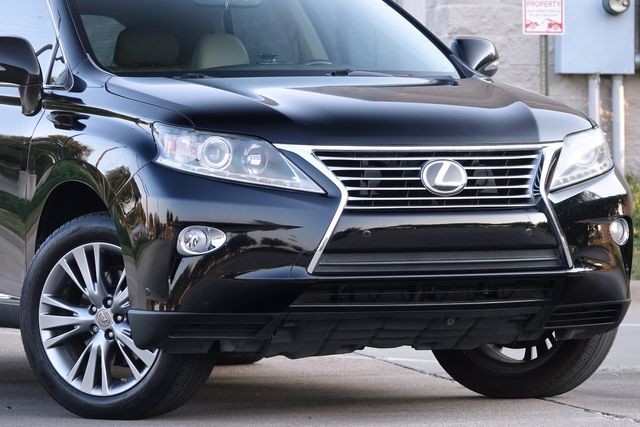 Lexus RX 350 Vehicle Full-screen Gallery Image 03