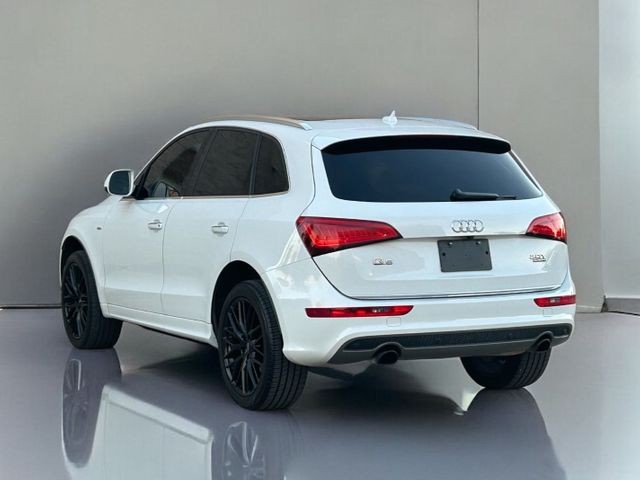 Audi Q5 Vehicle Full-screen Gallery Image 03