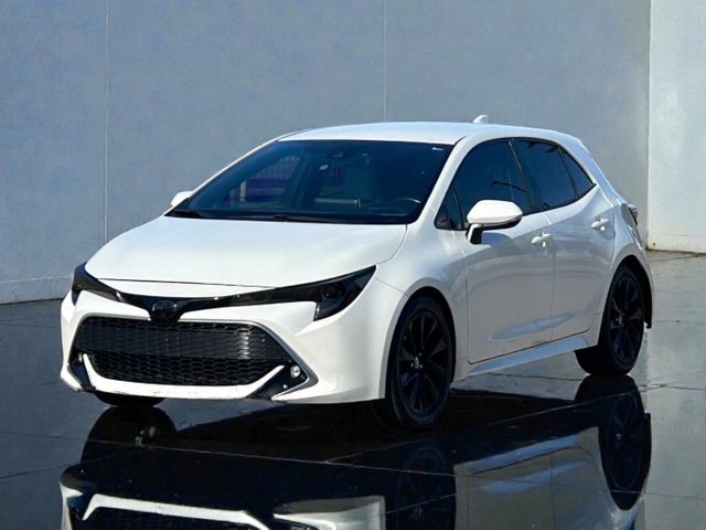 Toyota Corolla Hatchback Vehicle Full-screen Gallery Image 03