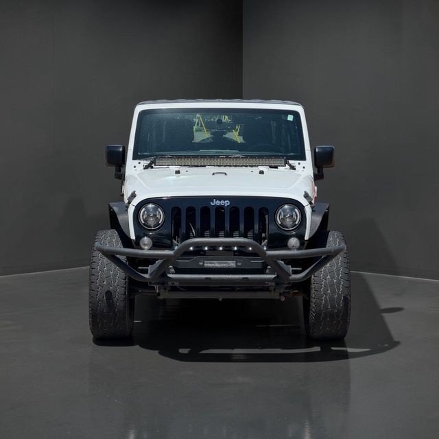 Jeep Wrangler Unlimited Vehicle Full-screen Gallery Image 02