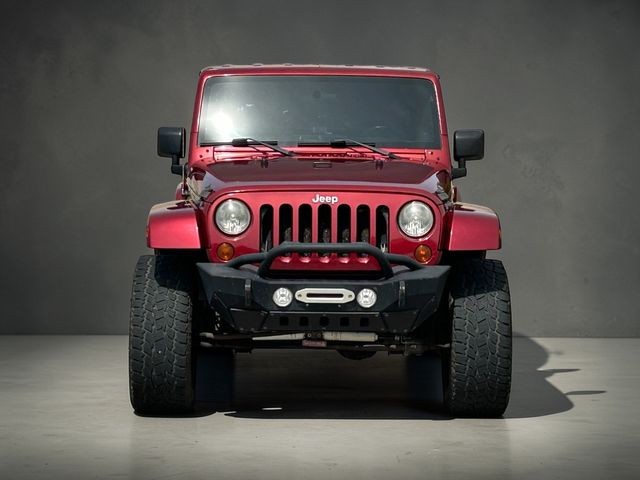Jeep Wrangler Unlimited Vehicle Full-screen Gallery Image 02