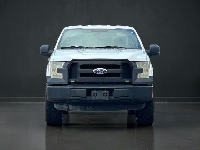 Ford F-150 Vehicle Full-screen Gallery Image 02