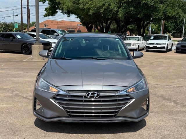 Hyundai ELANTRA Vehicle Full-screen Gallery Image 03