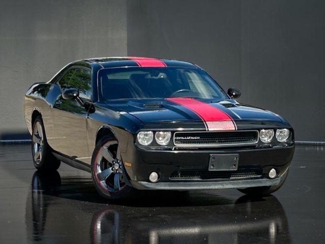 more details - dodge challenger