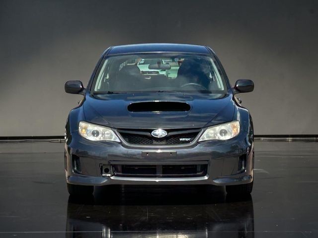 Subaru Impreza Wagon WRX Vehicle Full-screen Gallery Image 02