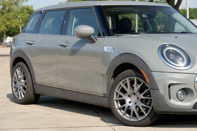 MINI Clubman Vehicle Full-screen Gallery Image 03