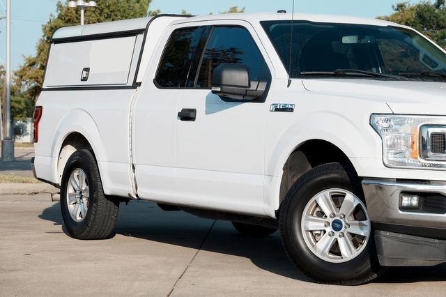 Ford F-150 Vehicle Full-screen Gallery Image 03