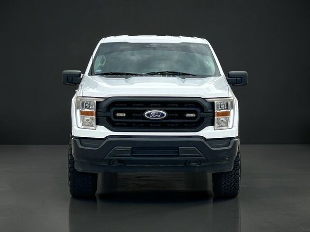 Ford F-150 Vehicle Full-screen Gallery Image 02